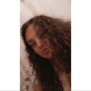 Meet your Posher, Isabelle